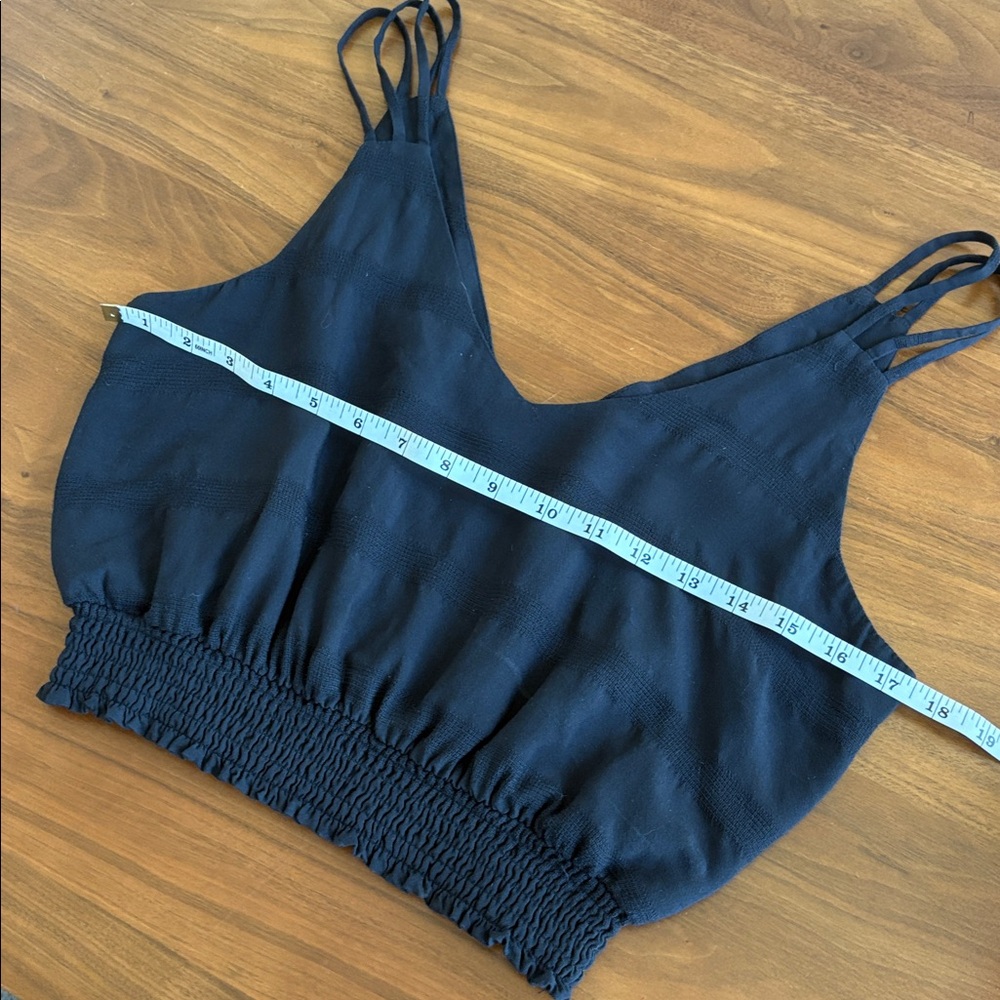 Free People Black Smocked Waist Crop Cami Strappy Bubble Blouson Top Size Small - Picture 4 of 5